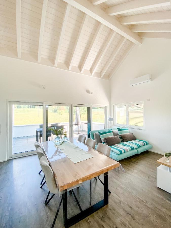 Wunderschöne helle Wohnung mit großer Dachterrasse Gottmadingen Exterior foto