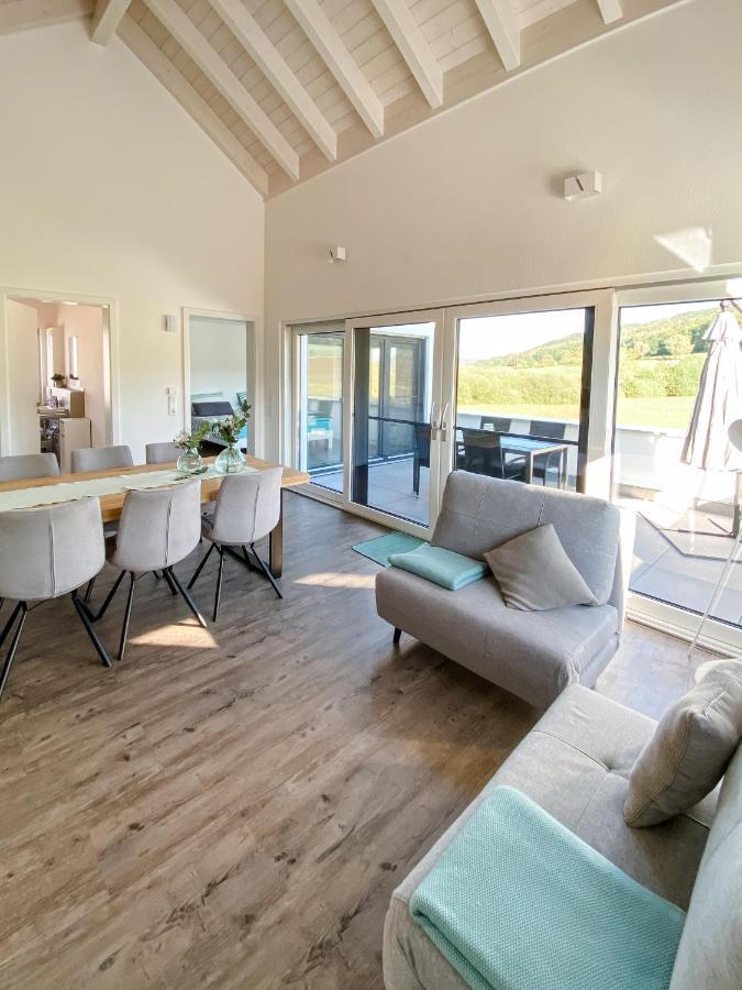 Wunderschöne helle Wohnung mit großer Dachterrasse Gottmadingen Exterior foto