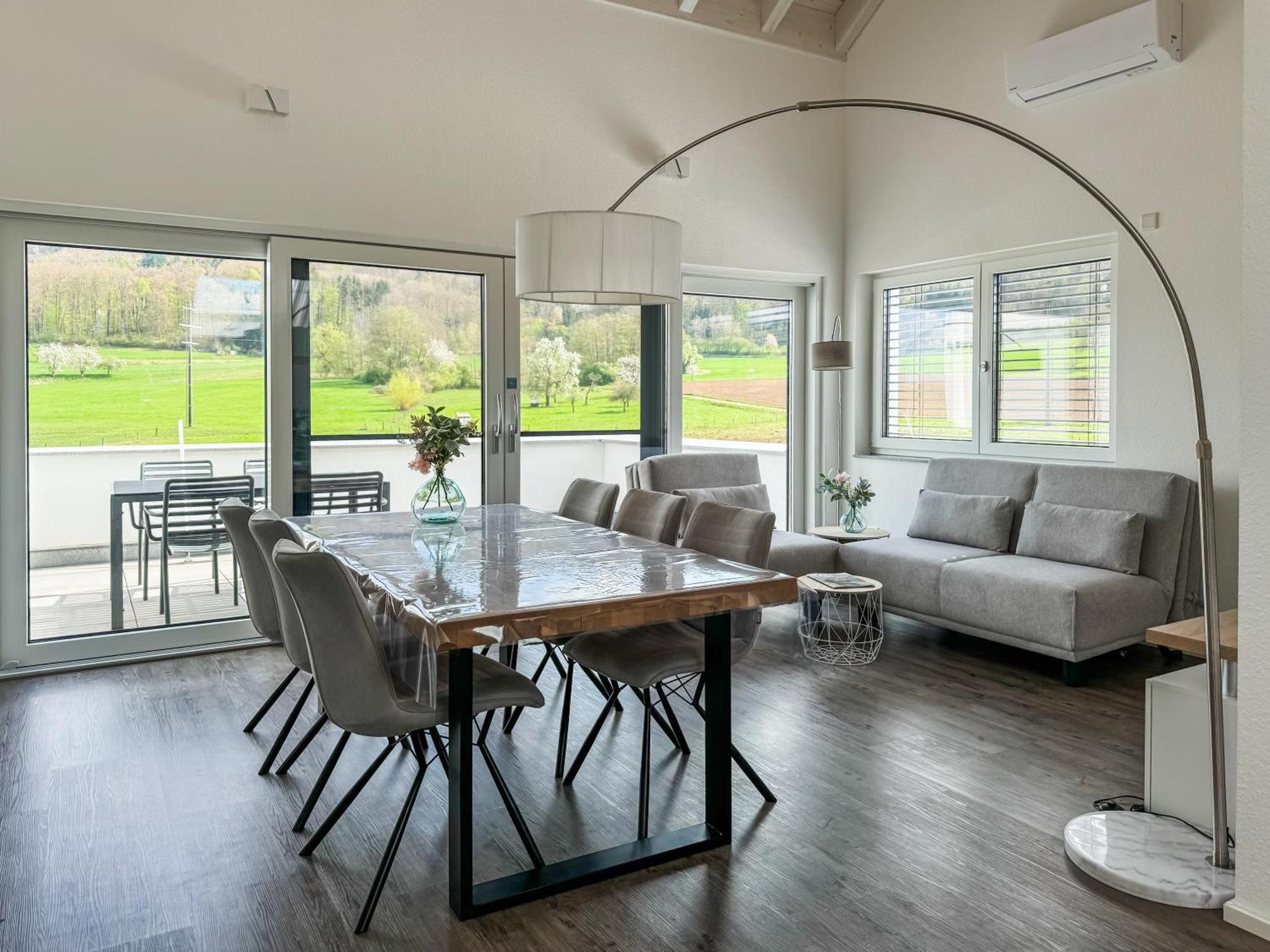 Wunderschöne helle Wohnung mit großer Dachterrasse Gottmadingen Exterior foto